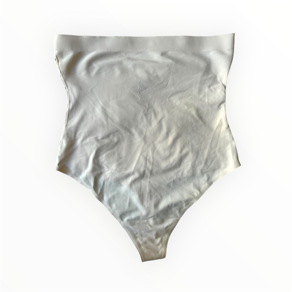 NWOT Yummie high waisted thong shaper